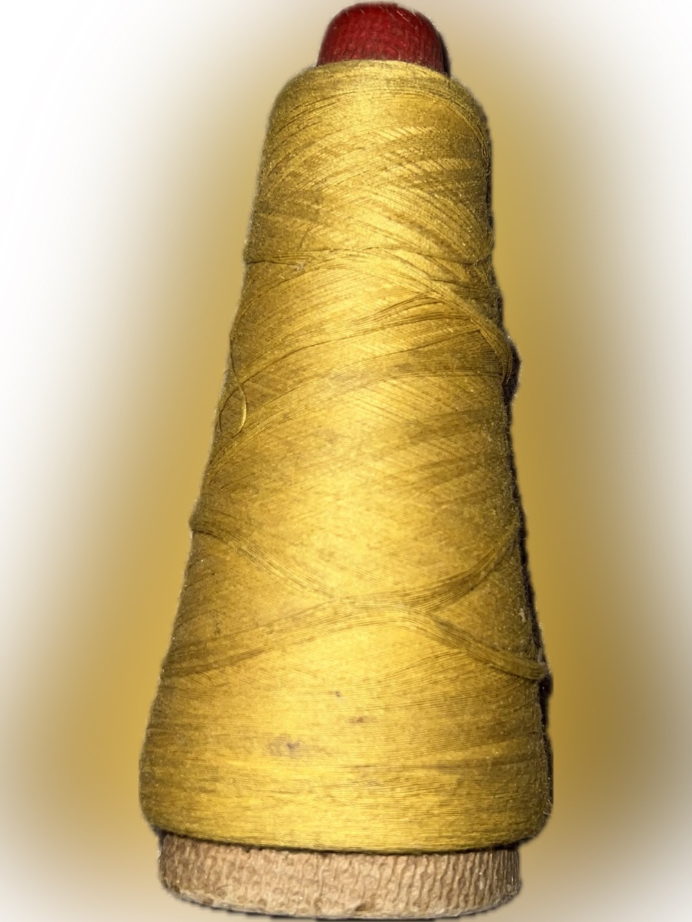 🔴Vintage Old Gold Thread Cone Polyester Needlescraft Art Crafts Surging